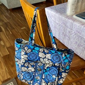 Vera Bradley tote bag